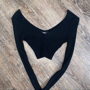 Black long sleeve crop top size small